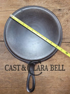 Beautiful Griswold #9 Round Griddle With Large Block Logo 609. Amazing Piece For Your Kitchen!