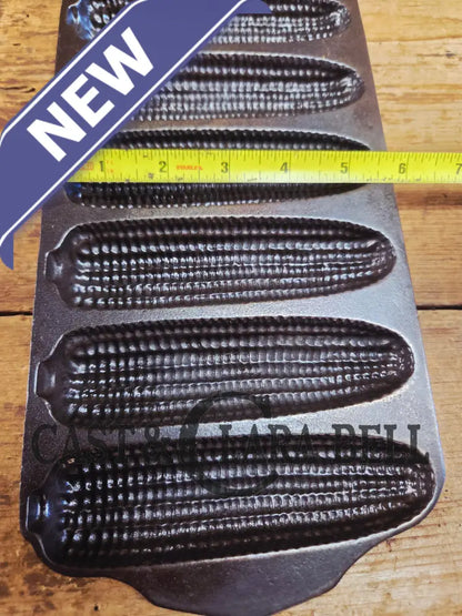 Beautiful Griswold No. 273 Crispy Corn Stick Pan p/n 930. Great gift idea or a perfect gift for you! Restored and Ready