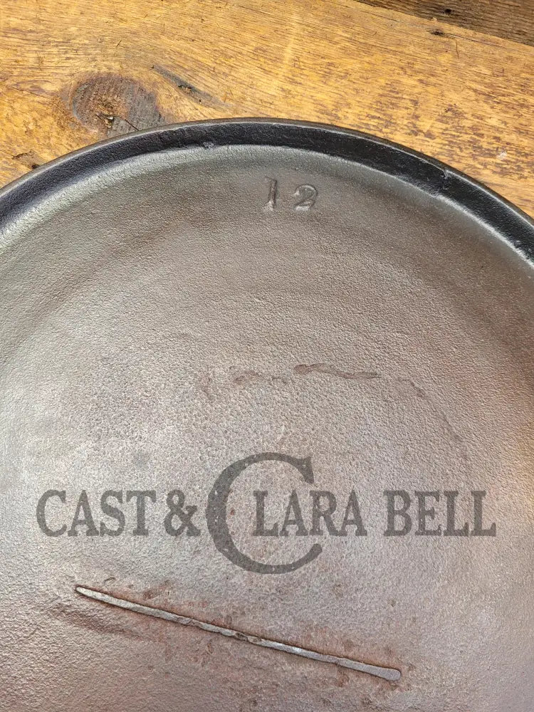 Beautiful Late 1800’S Gate Marked Bailed Griddle. Great For Pizzas Pancakes Or Omelettes On The