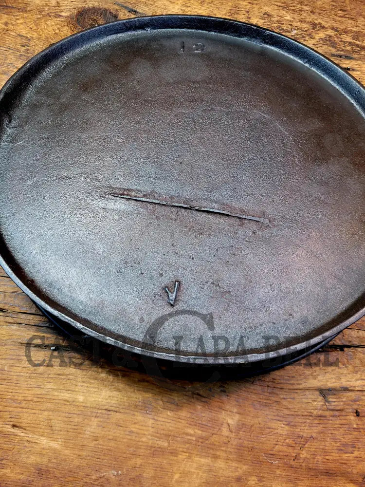 Beautiful Late 1800’S Gate Marked Bailed Griddle. Great For Pizzas Pancakes Or Omelettes On The