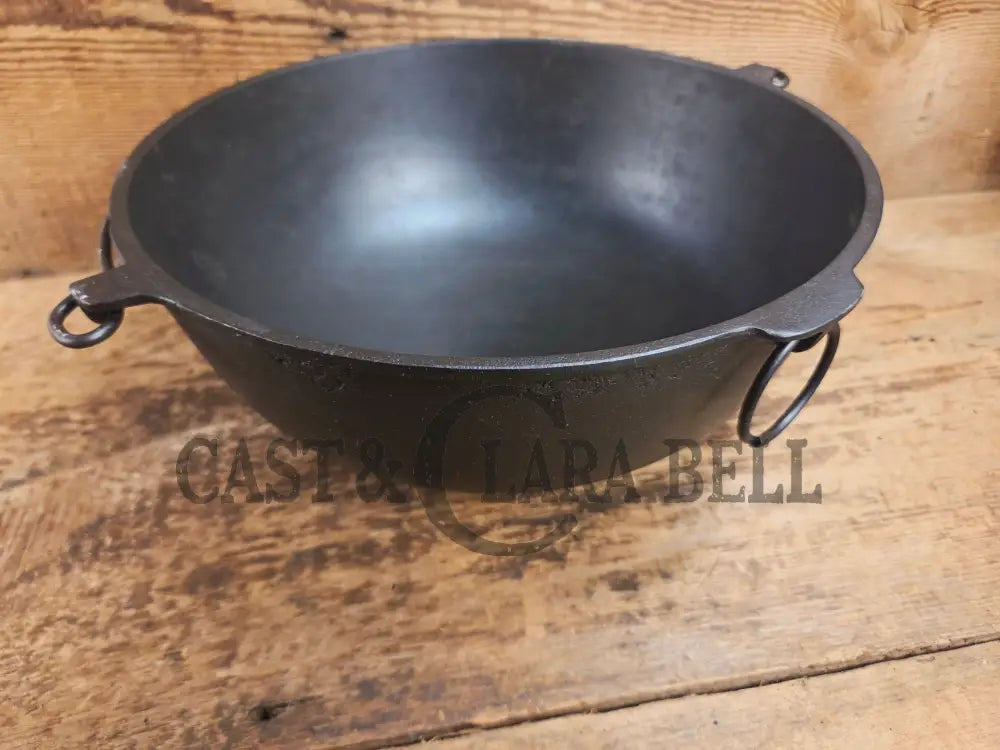 Beautiful late 1800’s Griswold ERIE (#781) candy kettle. Hard to find GORGEOUS collector’s piece Dutch Ovens Trivets &