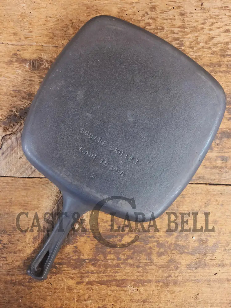Beautiful later series Wagner Square Skillet Fully Restored and Ready to Go. Perfect for breakfasts frying and
