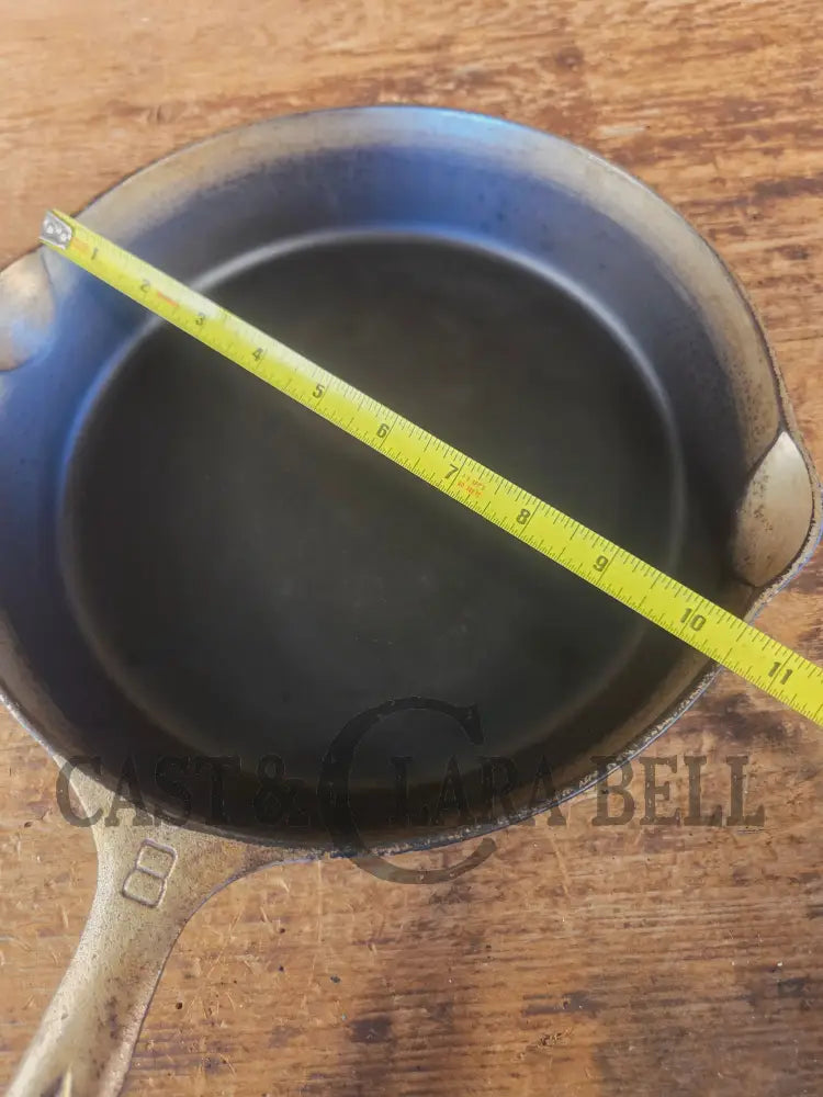 Beautiful patina! 1920’s Griswold #8 Skillet with Large Block Logo and Smooth Bottom 704 N - Skillet