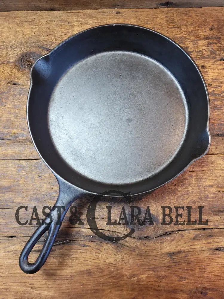 Beautiful Piece! 1920’S Favorite Piqua Miami #8 Cast Iron Skillet With Heat Ring. Collector’s