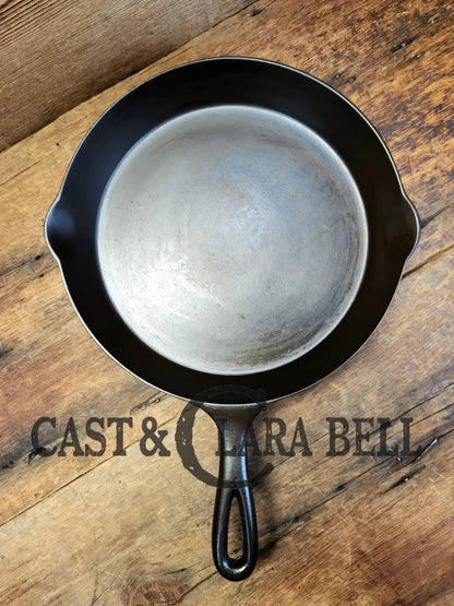 Beautiful Piece! 1920’S Favorite Piqua Miami #8 Cast Iron Skillet With Heat Ring. Sc24