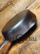 Beautiful piece! 1920’s Griswold #6 Skillet with Large Block Logo 699. Perfect for saute’s and sides. Restored and