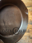 Beautiful piece! 1920’s Griswold #6 Skillet with Large Block Logo 699. Perfect for saute’s and sides. Restored and