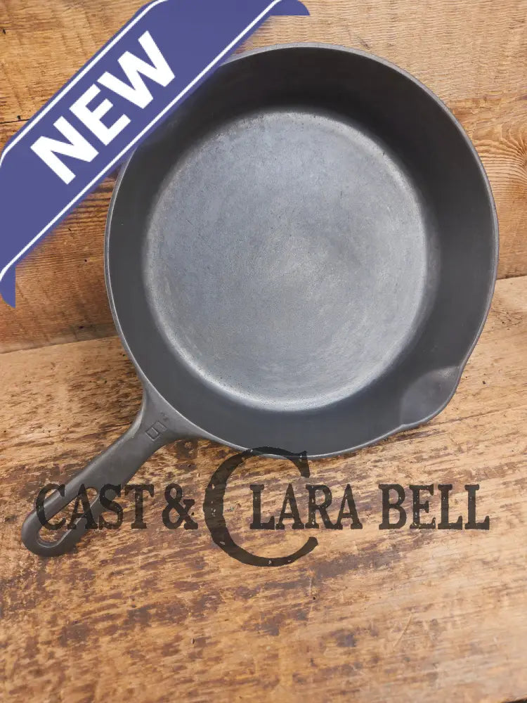 Beautiful Saute Pan! 1940’s Griswold #6 Cast Iron Skillet w/ Small Block Logo Flat Style Handle and Smooth Bottom 699 W