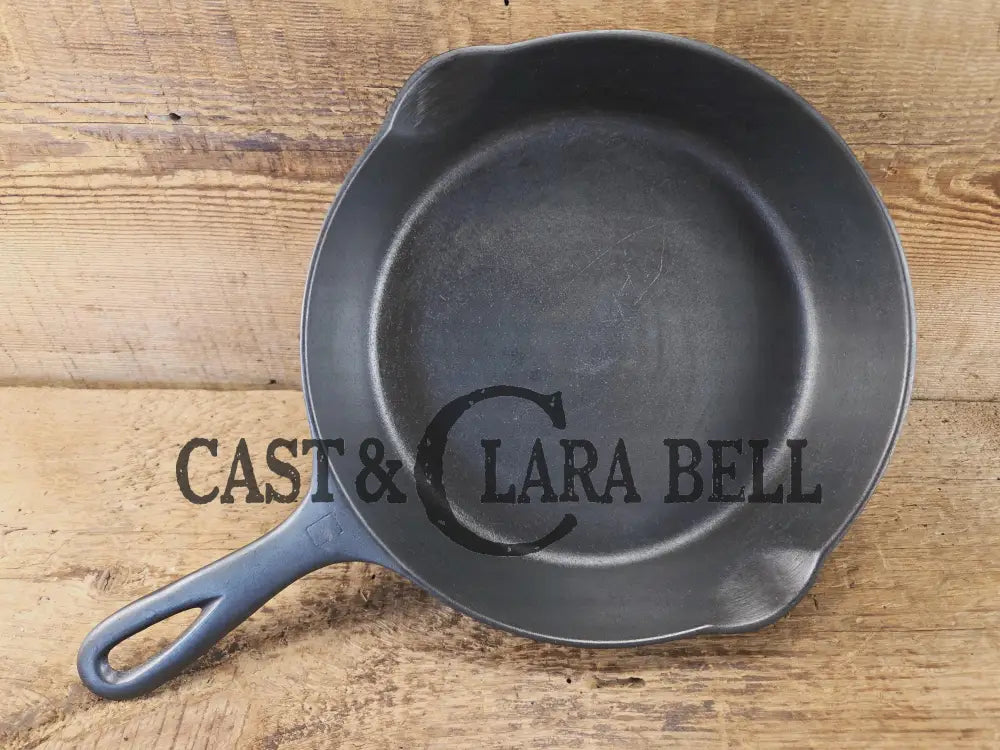Beautiful Saute Pan! 1940’s Griswold #6 Cast Iron Skillet w/ Small Block Logo Flat Style Handle and Smooth Bottom 699 K