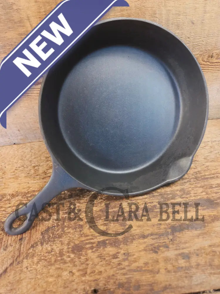 Beautiful! The Classic #7 Griswold made Puritan No. 8 cast iron skillet w Heat Ring. 1503 - Skillet