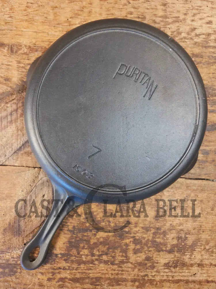 Beautiful! The Classic #7 Griswold made Puritan No. 8 cast iron skillet w Heat Ring. 1503 - Skillet