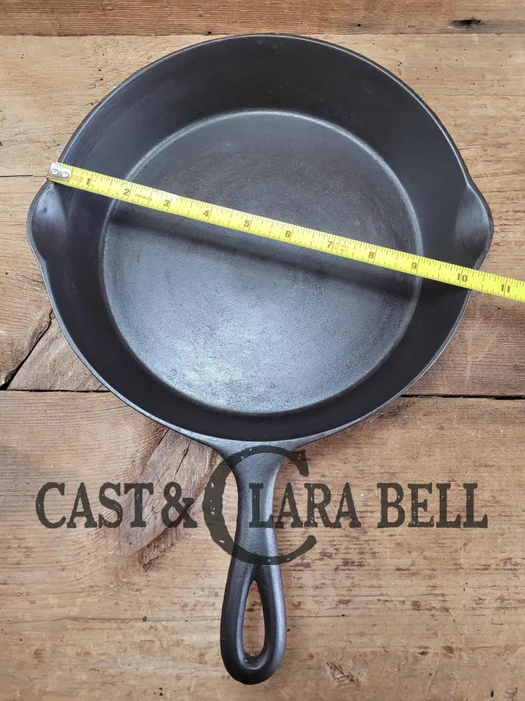 Beautiful! The Classic #8 Favorite Made Puritan No. 8 ’D’ Cast Iron Skillet W Heat Ring! Unique