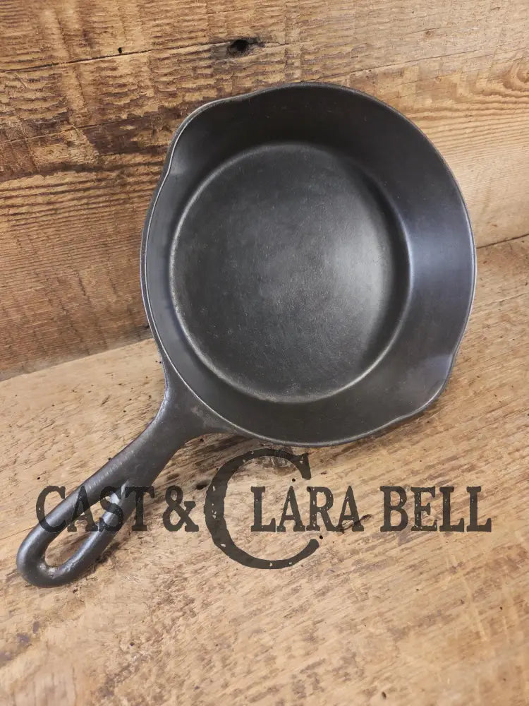 BEAUTIFUL Wagner Sidney -O- #4 Skillet with Smooth Bottom 1054 B. GORGEOUS! Skillet