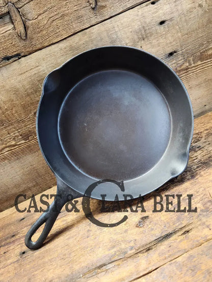 Beautiful! Wapak #8 Cast Iron Skillet. Straight Logo #8. Great Daily User! Skillet