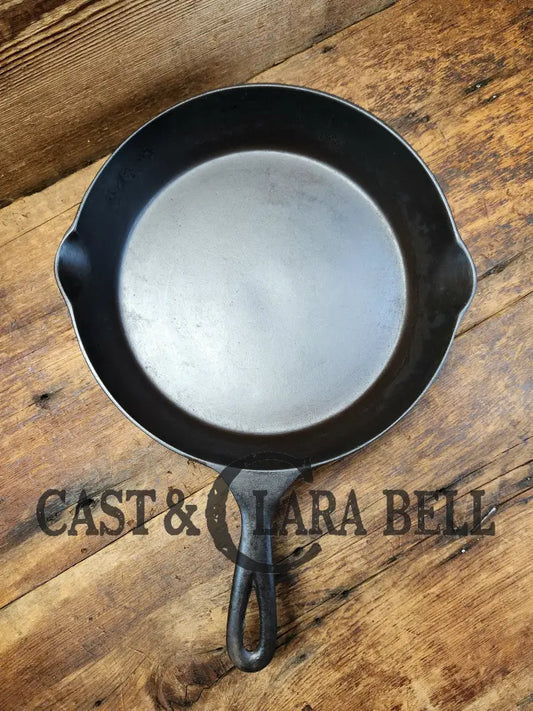 Beautiful! Wapak #8 Cast Iron Skillet. Straight Logo #8. Great Daily User! Skillet