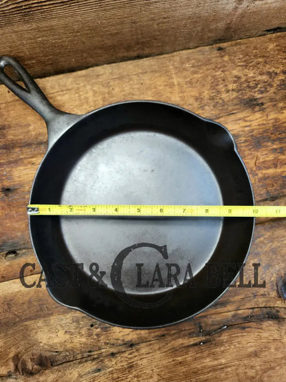 Beautiful! Wapak #8 Cast Iron Skillet. Straight Logo #8. Great Daily User! Skillet