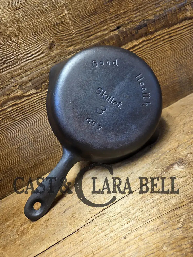 Beautifully unique Griswold’s Good Health #3 ’Egg’ Skillet 653. Restored and Ready To Use! Skillet