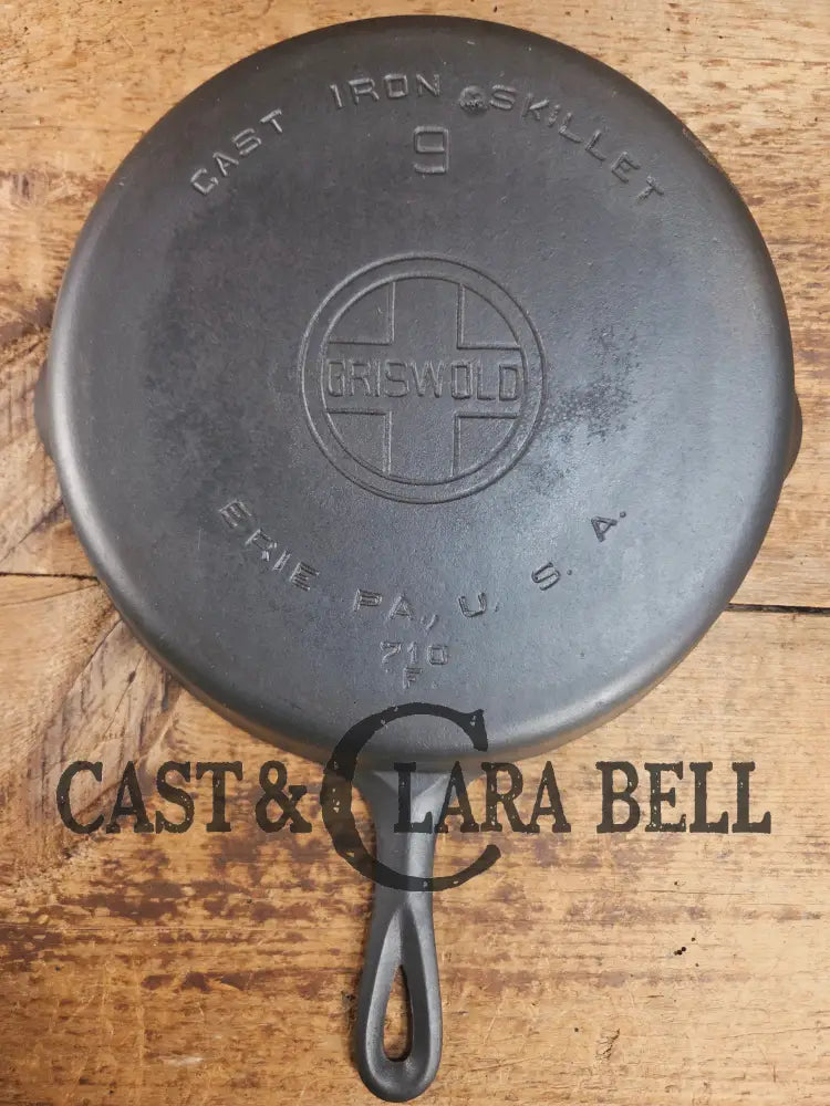 Beauty! 1930’s Griswold #9 Skillet with Large Block Logo and Smooth Bottom 710 Skillet