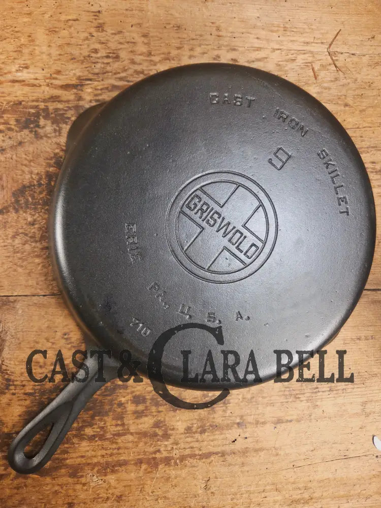 Beauty! 1930’s Griswold #9 Skillet with Large Block Logo and Smooth Bottom 710 Skillet