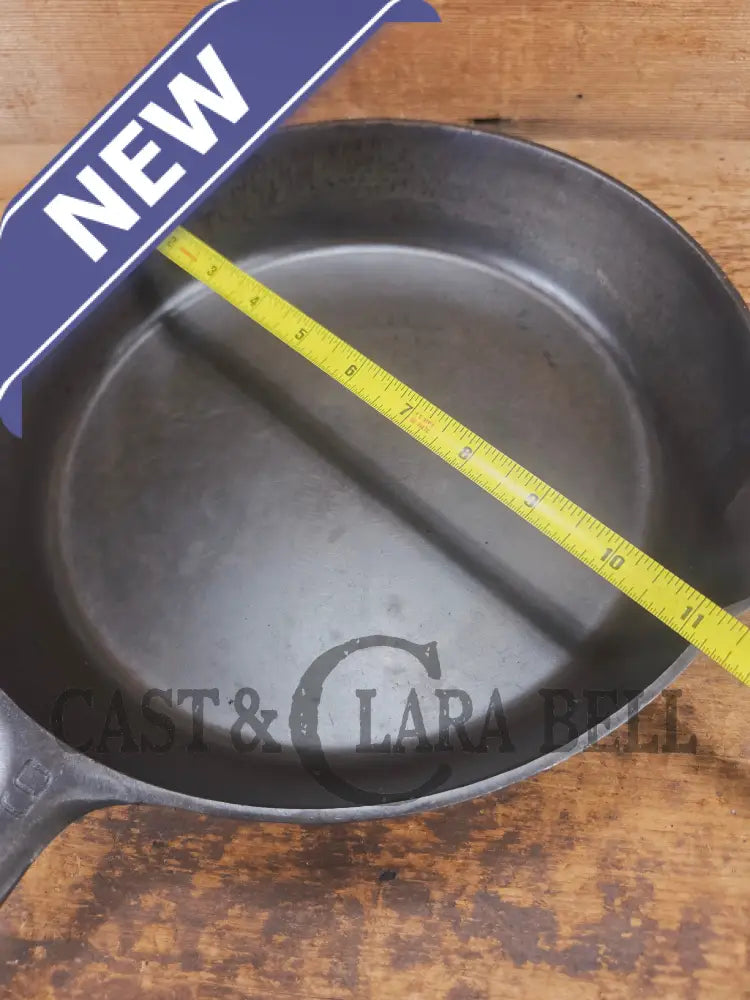 Beauty! 1930’s Griswold #9 Skillet with Large Block Logo and Smooth Bottom 710 F - Skillet