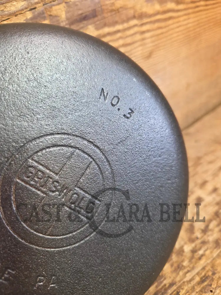 Best seller! 1930’s Griswold #3 Cast Iron Egg Skillet with Small Block Logo 709 C - Skillet