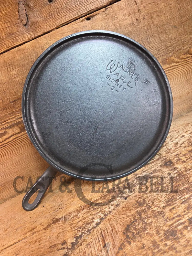 BEST Seller! 1930’s Wagner #9 Round Griddle Stylized Logo 1109 D. Perfect for grilled cheese omelettes and flat iron