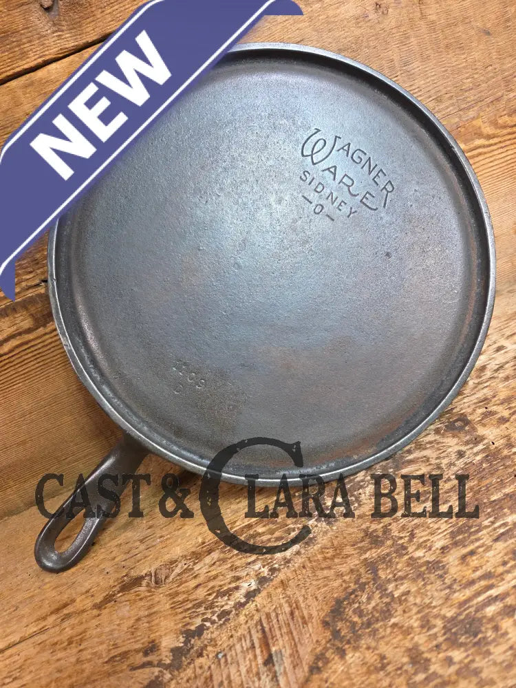BEST Seller! 1930’s Wagner #9 Round Griddle Stylized Logo 1109 D. Perfect for grilled cheese omelettes and flat iron