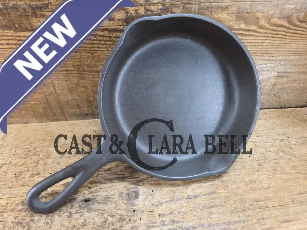 Best Seller! 1930’s Wagner Ware #3 Cast Iron Egg Skillet with Stylized Logo and Smooth Bottom 1053 C Skillet