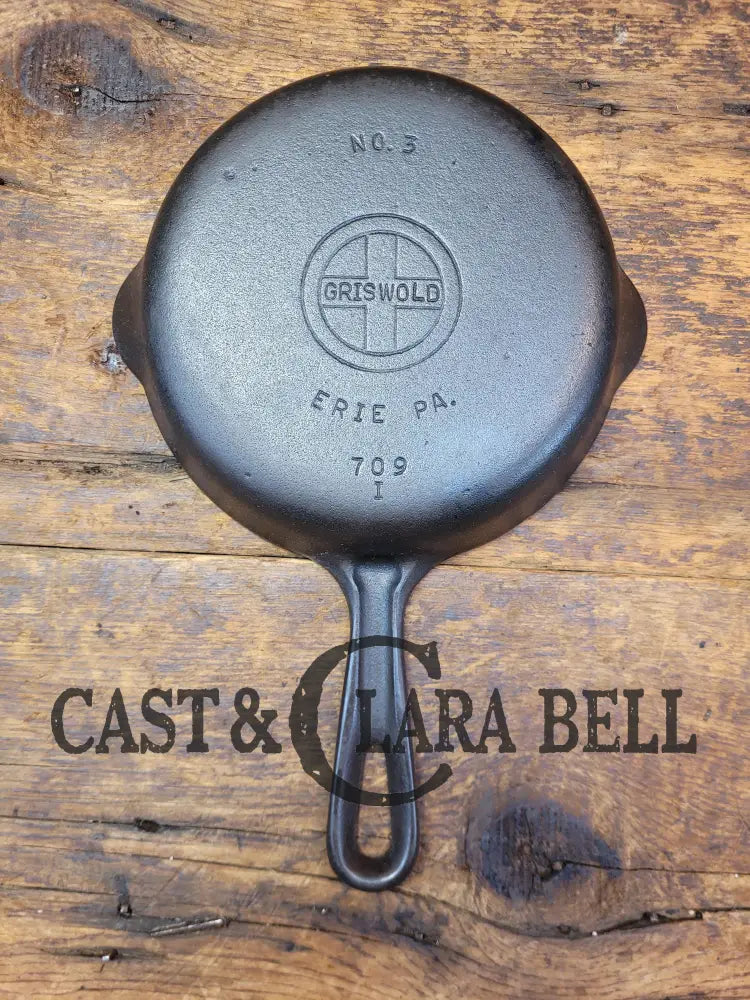 Best Seller! 1940’S Griswold No. 3 Cast Iron Egg Skillet With Grooved Handle 709 I