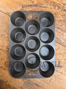 Best Seller! Lovely Griswold No. 10 Popover Pan 949. Open frame design is ready to make the best brownies muffins or