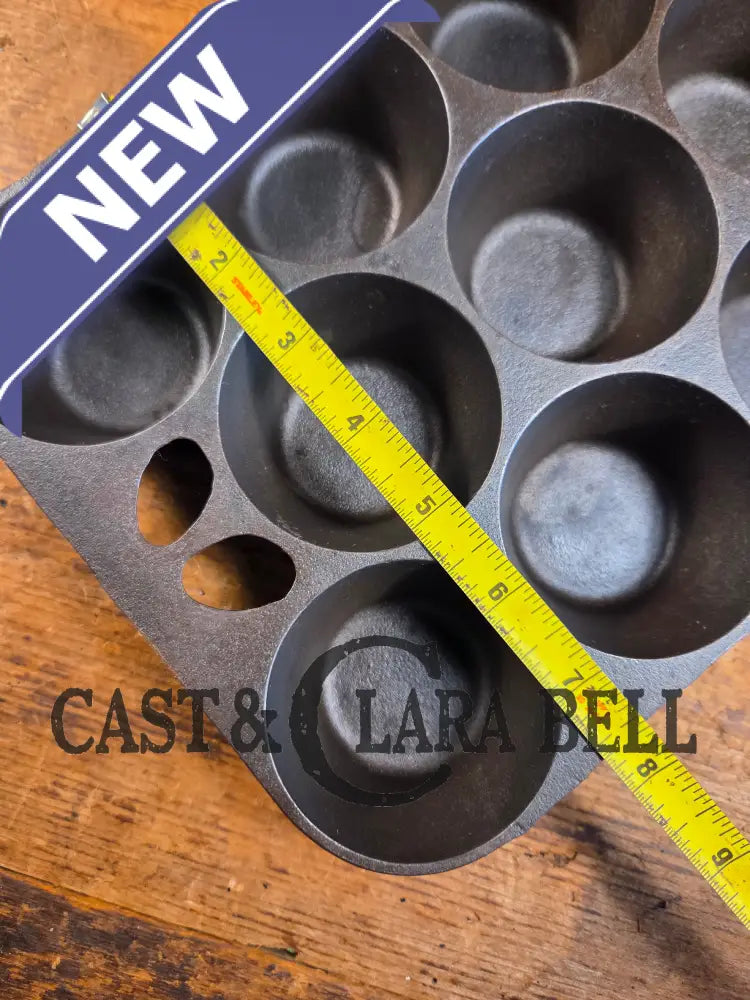 Best Seller! Lovely Griswold No. 10 Popover Pan 949. Open frame design is ready to make the best brownies muffins or