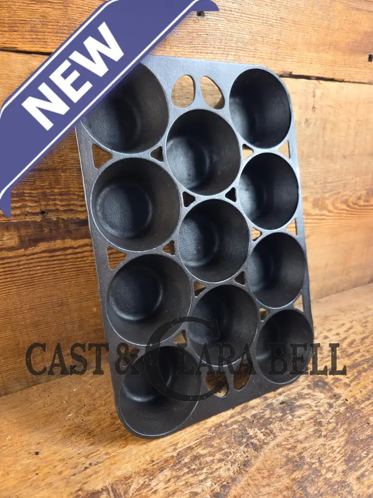 Best Seller! Lovely Griswold No. 10 Popover Pan 949. Open frame design is ready to make the best brownies muffins or