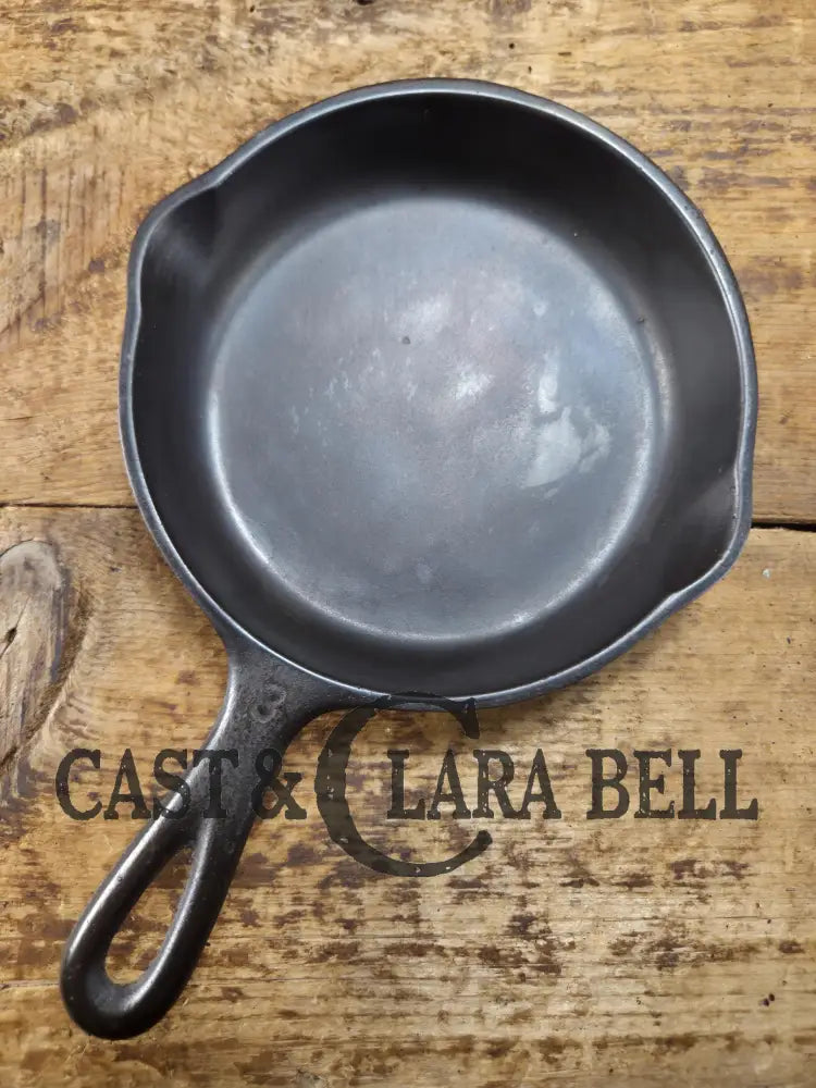 Best Seller! Wagner Ware #3 Cast Iron Egg Skillet with Stylized Logo and Smooth Bottom 1053 B SC24 Skillet