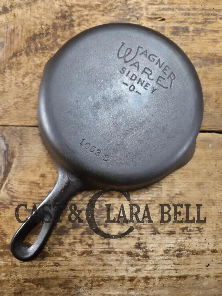 Best Seller! Wagner Ware #3 Cast Iron Egg Skillet with Stylized Logo and Smooth Bottom 1053 B SC24 Skillet