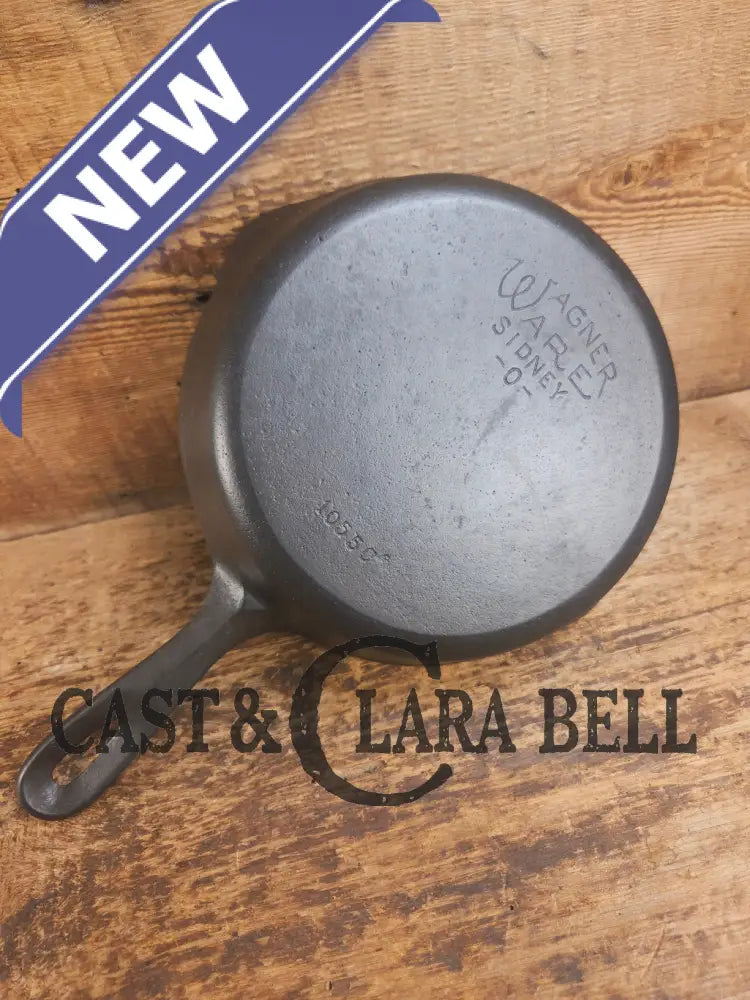 Best Seller! Wagner Ware #5 cast iron Skillet with Stylized Logo and Smooth Bottom 1055 Skillet