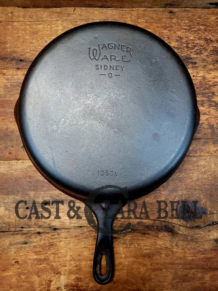 Big 1930’S Wagner Ware #10 Cast Iron Skillet With Stylized Logo 1060 A