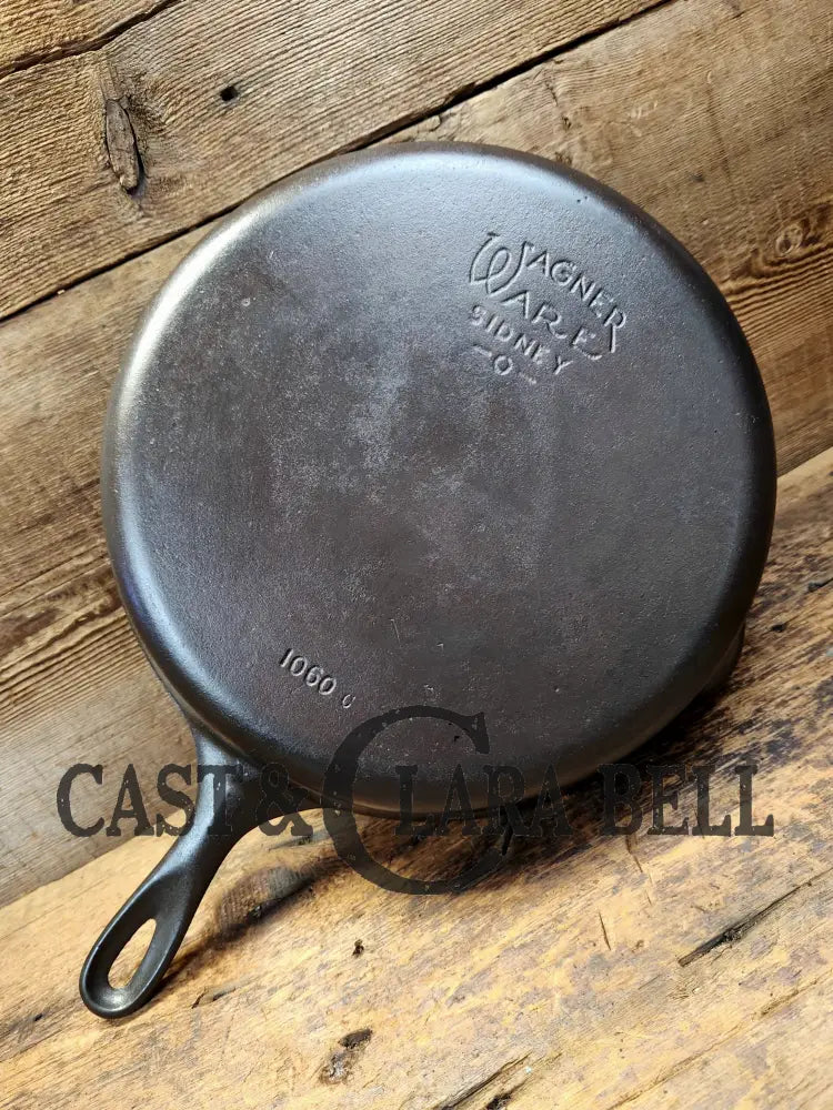 Big 1930’S Wagner Ware #10 Cast Iron Skillet With Stylized Logo 1060 C