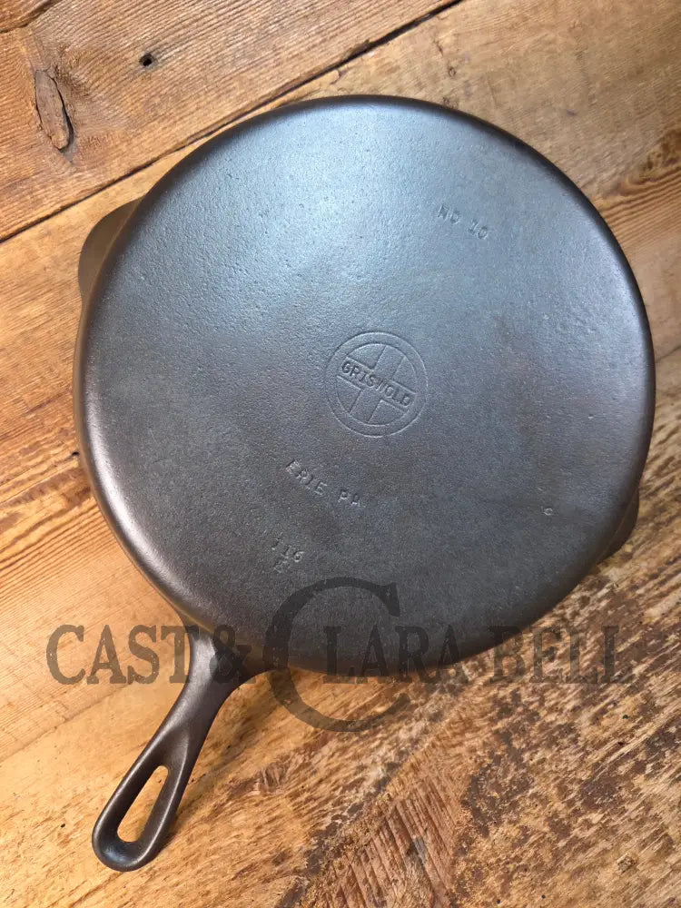 Big 1940’s Griswold #10 Skillet with Small Block Logo and Heat Ring 716 E. Fantastic every day pan Getting harder to