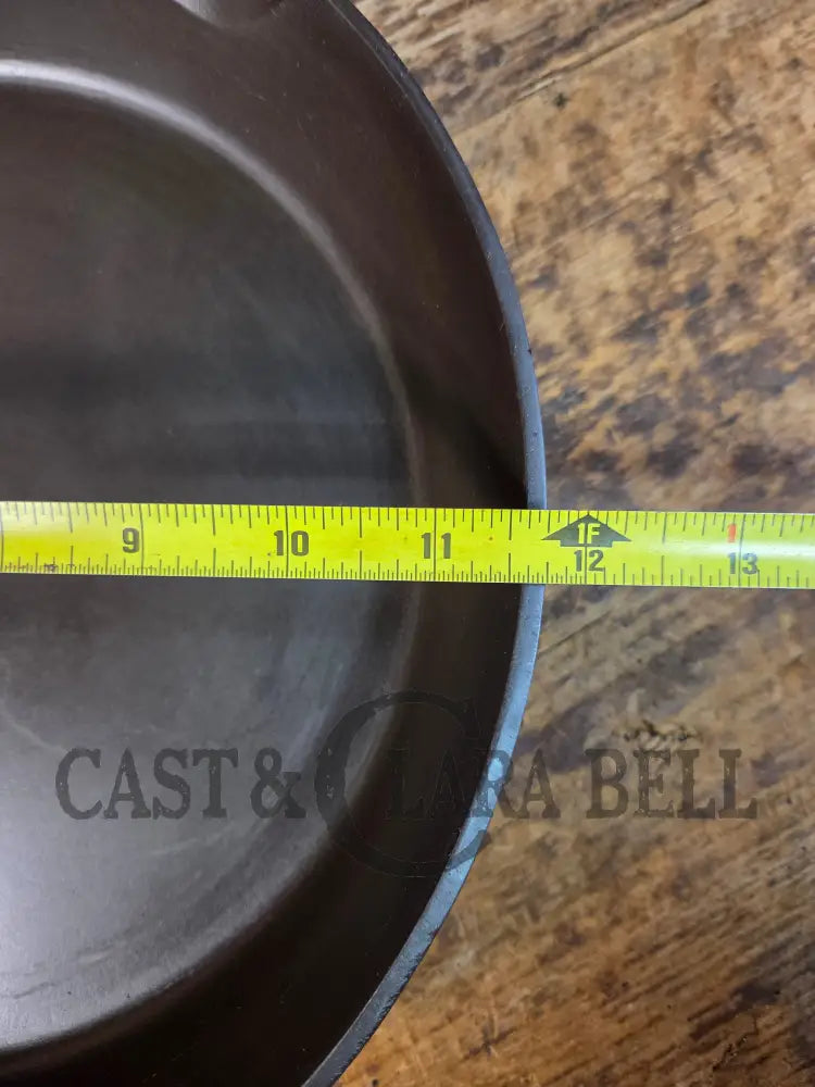 Big 1940’s Griswold #10 Skillet with Small Block Logo and Heat Ring 716 E. Fantastic every day pan Getting harder to