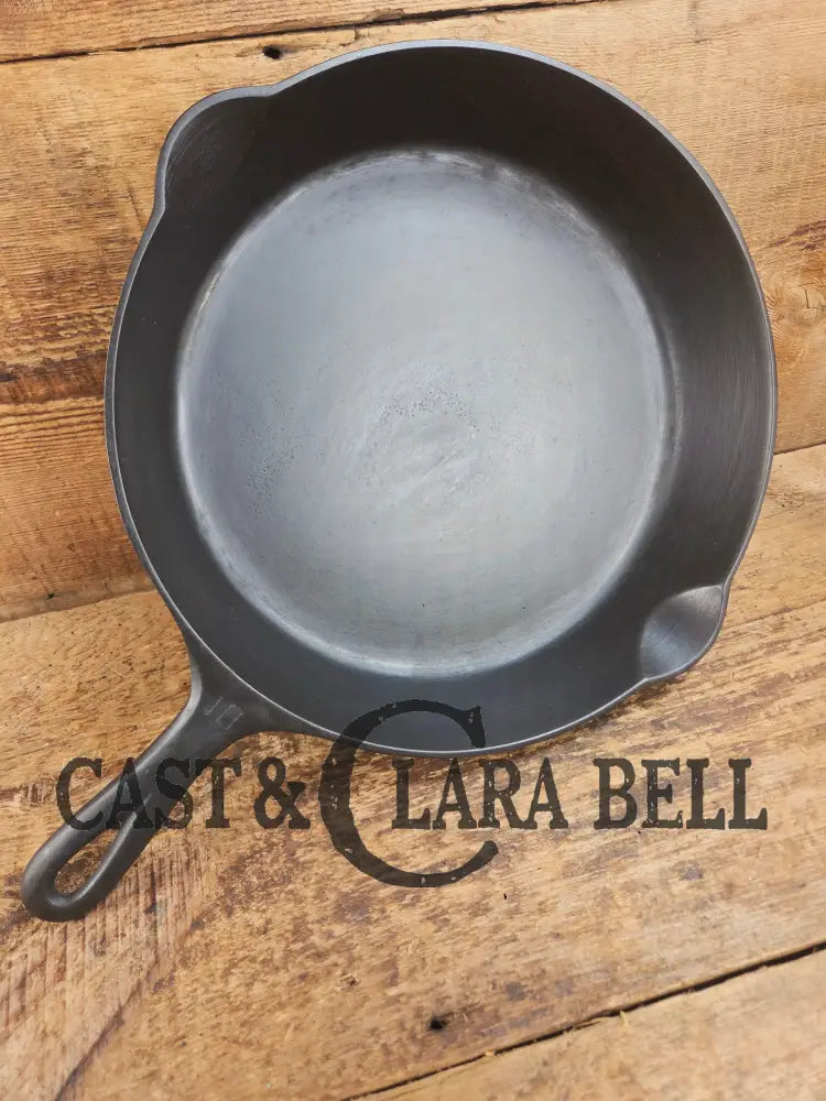 Big 1940’s Griswold #10 Skillet with Small Block Logo and Heat Ring 716 A. Fantastic every day pan Getting harder to