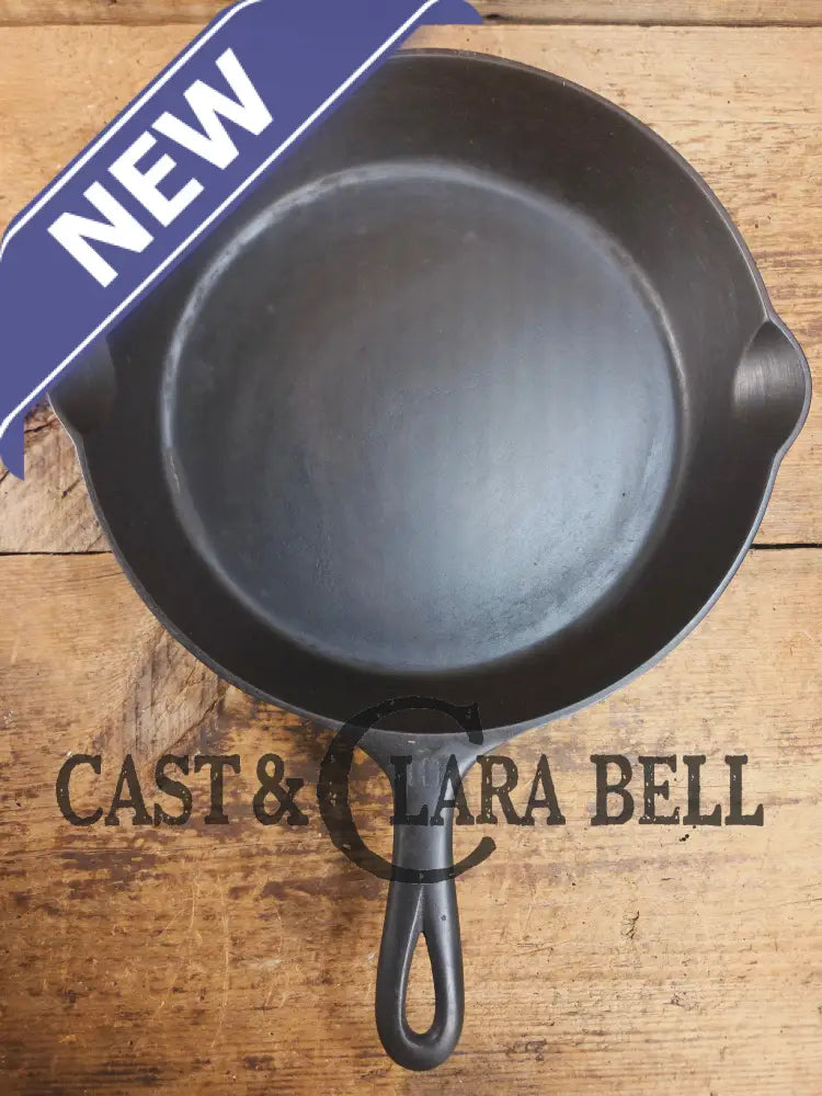 Big 1940’s Griswold #10 Skillet with Small Block Logo and Heat Ring 716 A. Fantastic every day pan Getting harder to