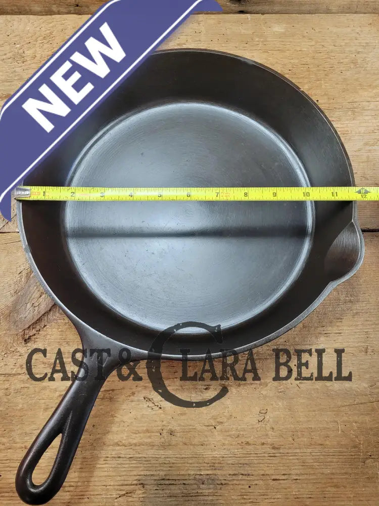 Big 1940’s Griswold #10 Skillet with Small Block Logo and Heat Ring 716 A. Fantastic every day pan Getting harder to