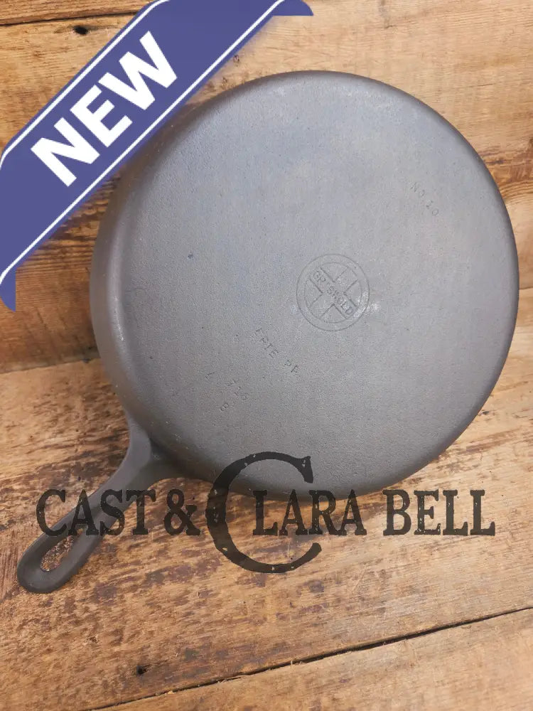 Big 1940’s Griswold #10 Skillet with Small Block Logo and Heat Ring 716 B. Fantastic every day pan Getting harder to