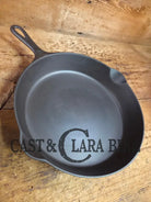Big 1940’s Griswold #10 Skillet with Small Block Logo and Heat Ring 716 C. Fantastic every day pan Getting harder to