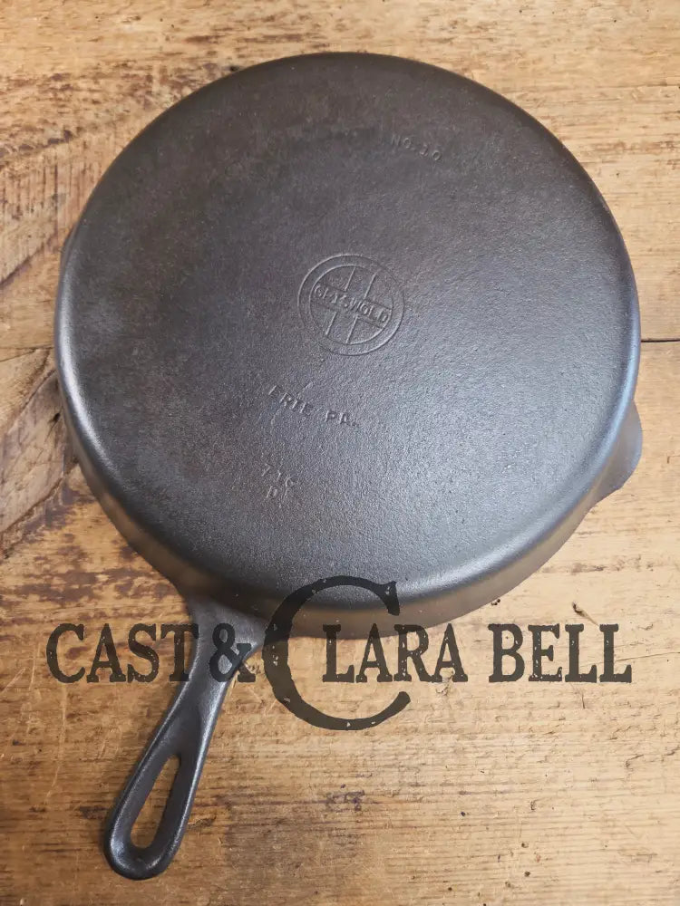 Big 1940’s Griswold #10 Skillet with Small Block Logo and Heat Ring 716 D. Fantastic every day pan Getting harder to