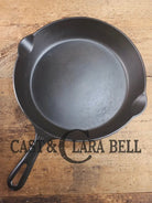 Big 1940’s Griswold #10 Skillet with Small Block Logo and Heat Ring 716 E. Fantastic every day pan Getting harder to