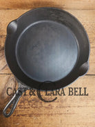 Big 1940’s Griswold #10 Skillet with Small Block Logo and Heat Ring 716. Fantastic every day pan Getting harder to find