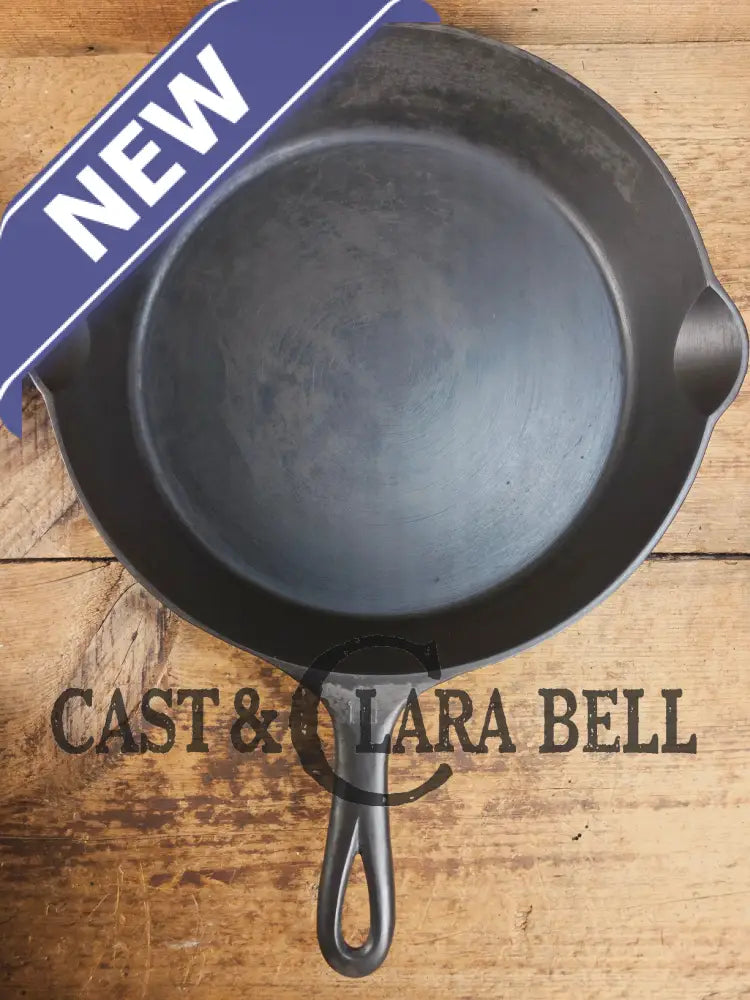 Big 1940’s Griswold #10 Skillet with Small Block Logo and Heat Ring 716. Fantastic every day pan Getting harder to find