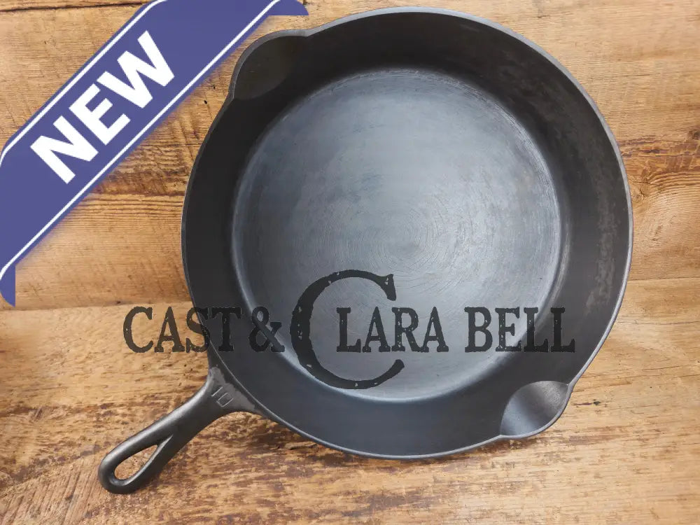 Big 1940’s Griswold #10 Skillet with Small Block Logo and Heat Ring 716. Fantastic every day pan Getting harder to find