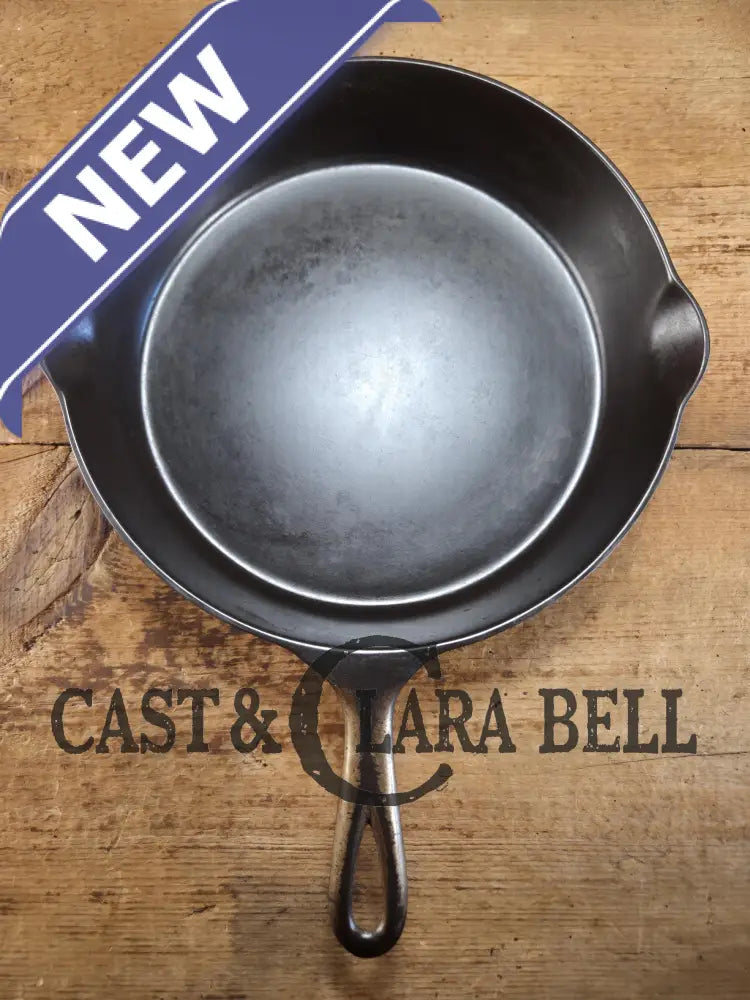 Big bacon skillet! 1890’s Era Wagner #10 Block Logo. Beautiful design superior performance. Nickel exterior black iron